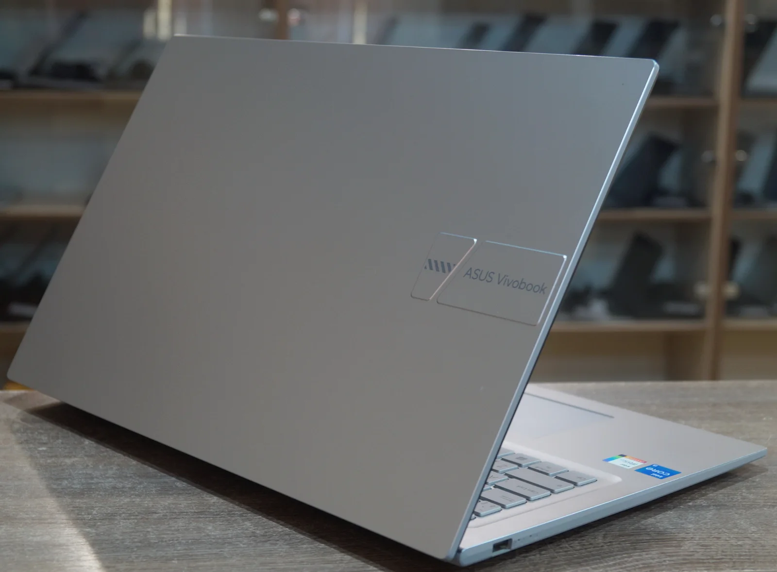 Ноутбук Asus VivoBook 17 X1700ZA Б/У preview 7