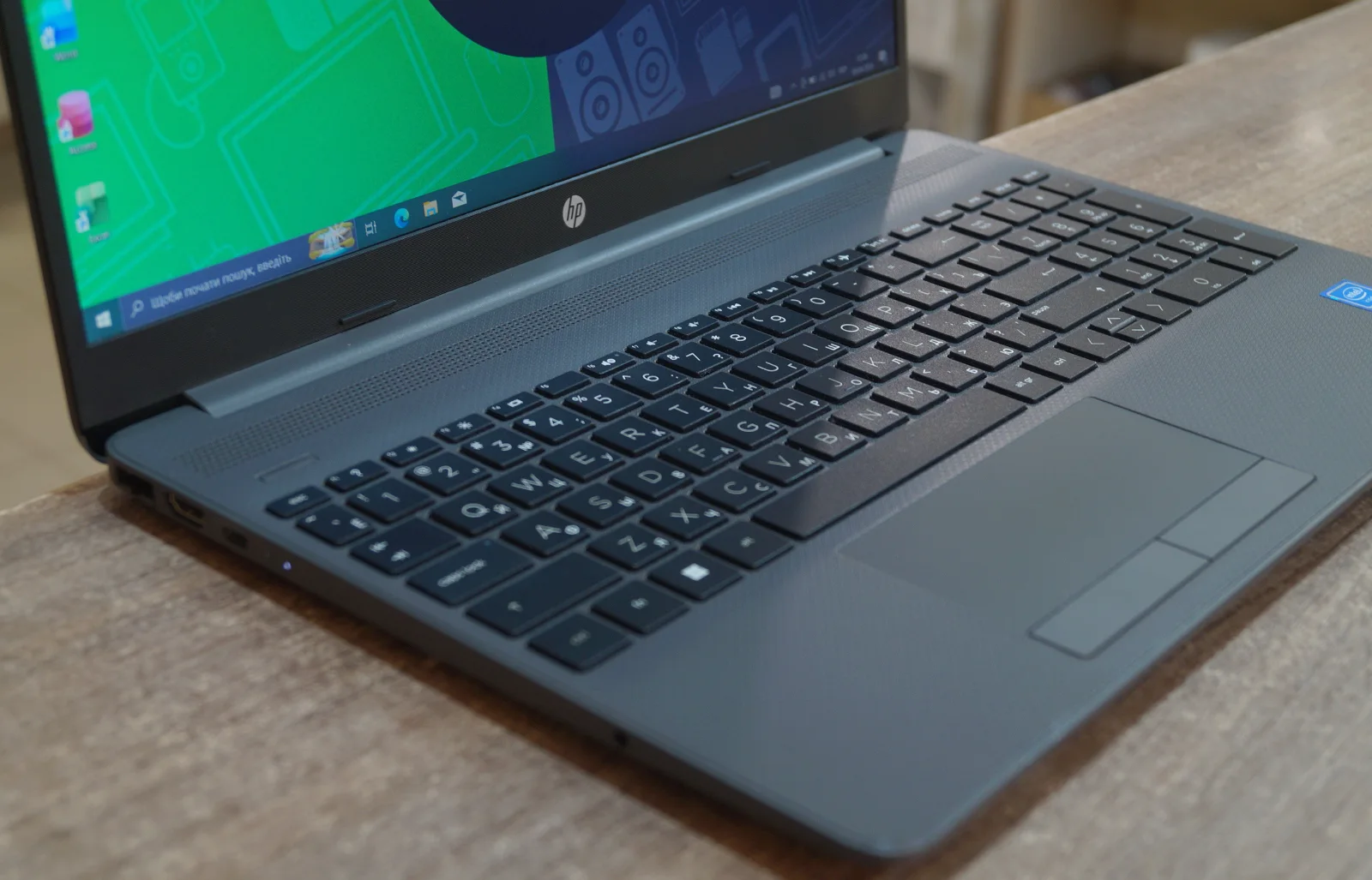 Ноутбук HP 250 G8 Б/У preview 2