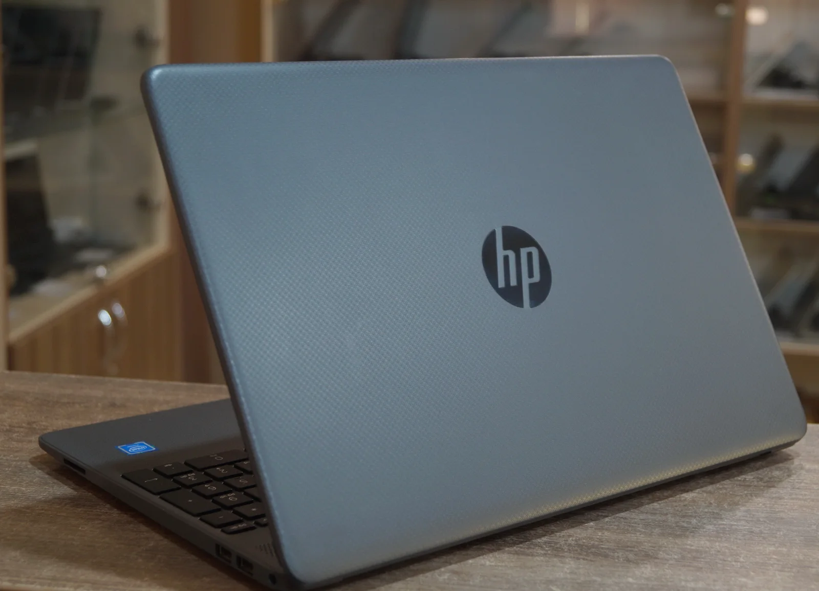 Ноутбук HP 250 G8 Б/У preview 5