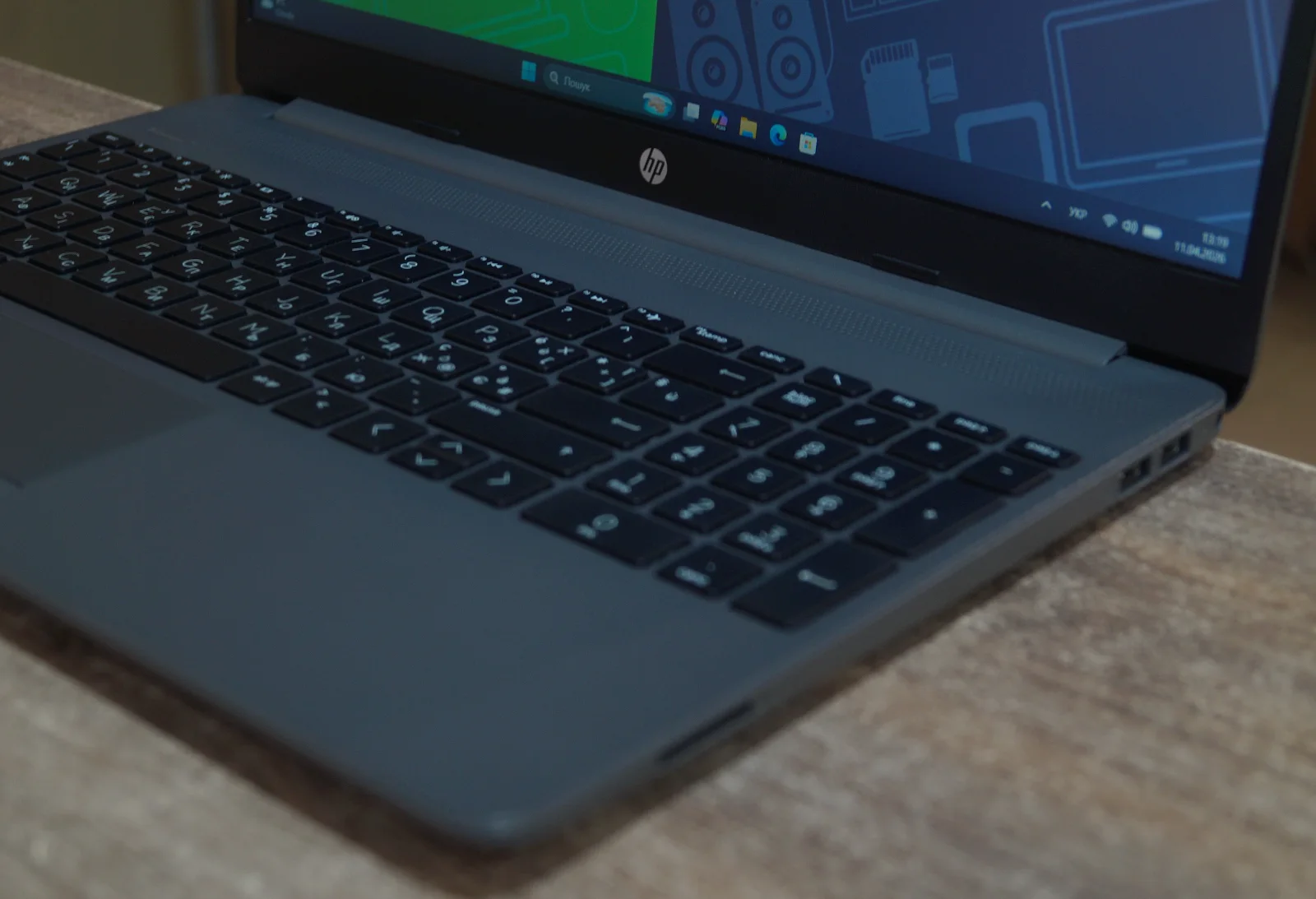 Ноутбук HP 250 G9 Б/У preview 3