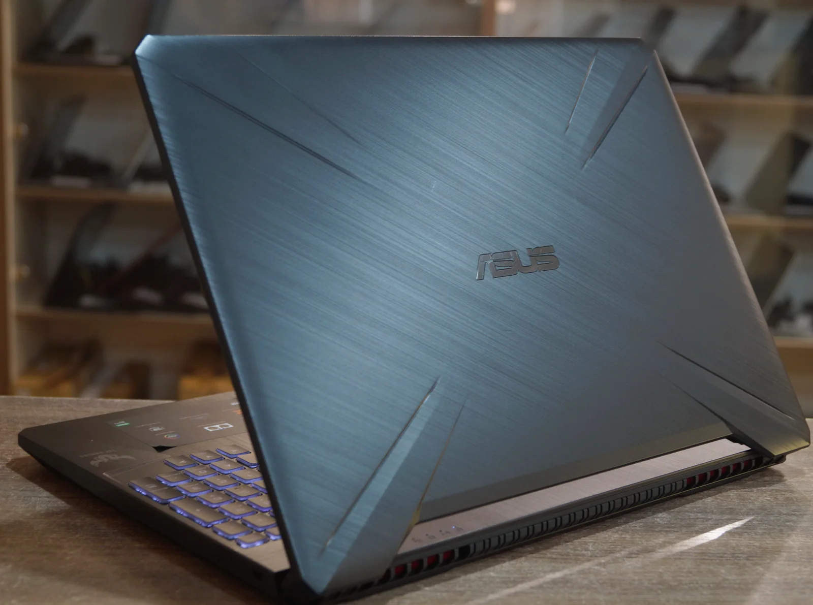 Ноутбук Asus TUF Gaming FX505DT Б/У preview 5