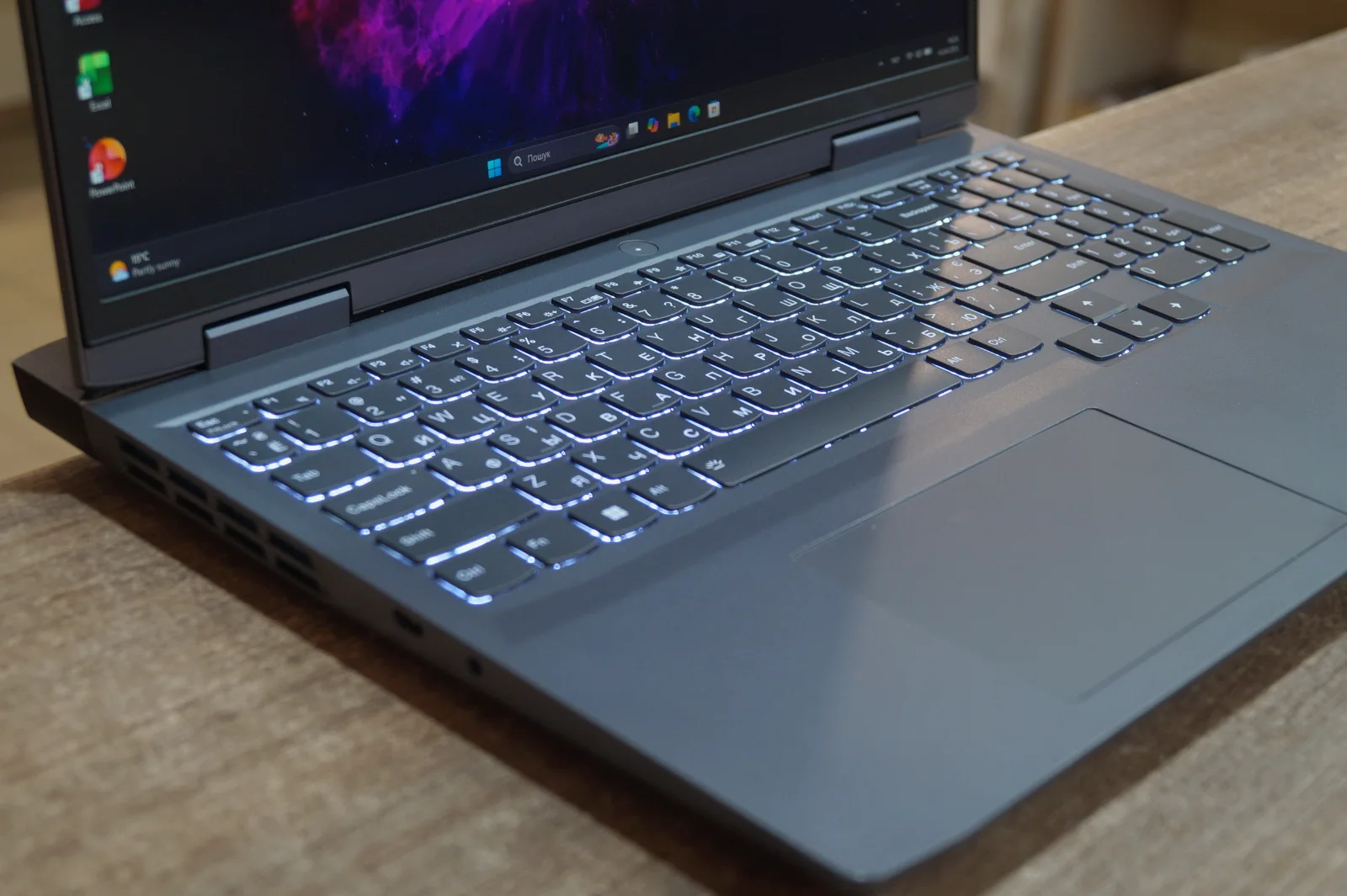 Ноутбук Lenovo LOQ 16IRH8 Б/У preview 2