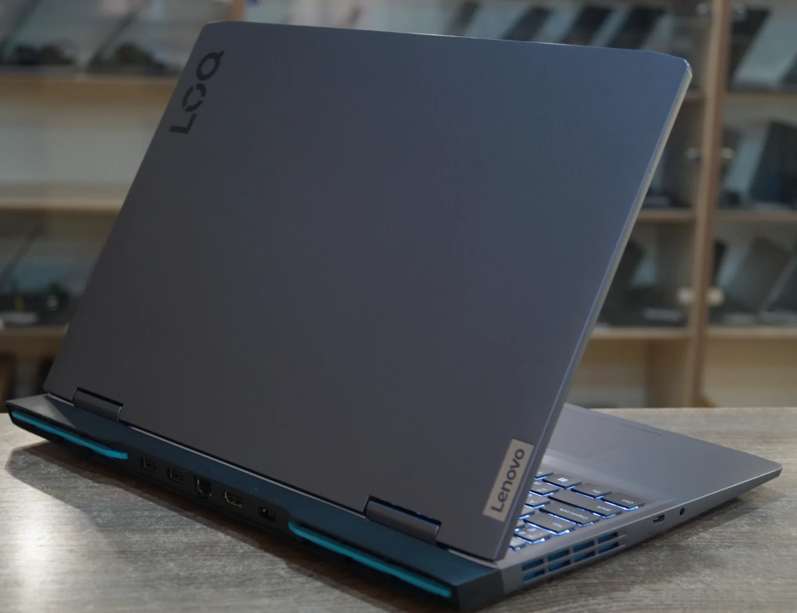 Ноутбук Lenovo LOQ 16IRH8 Б/У preview 4