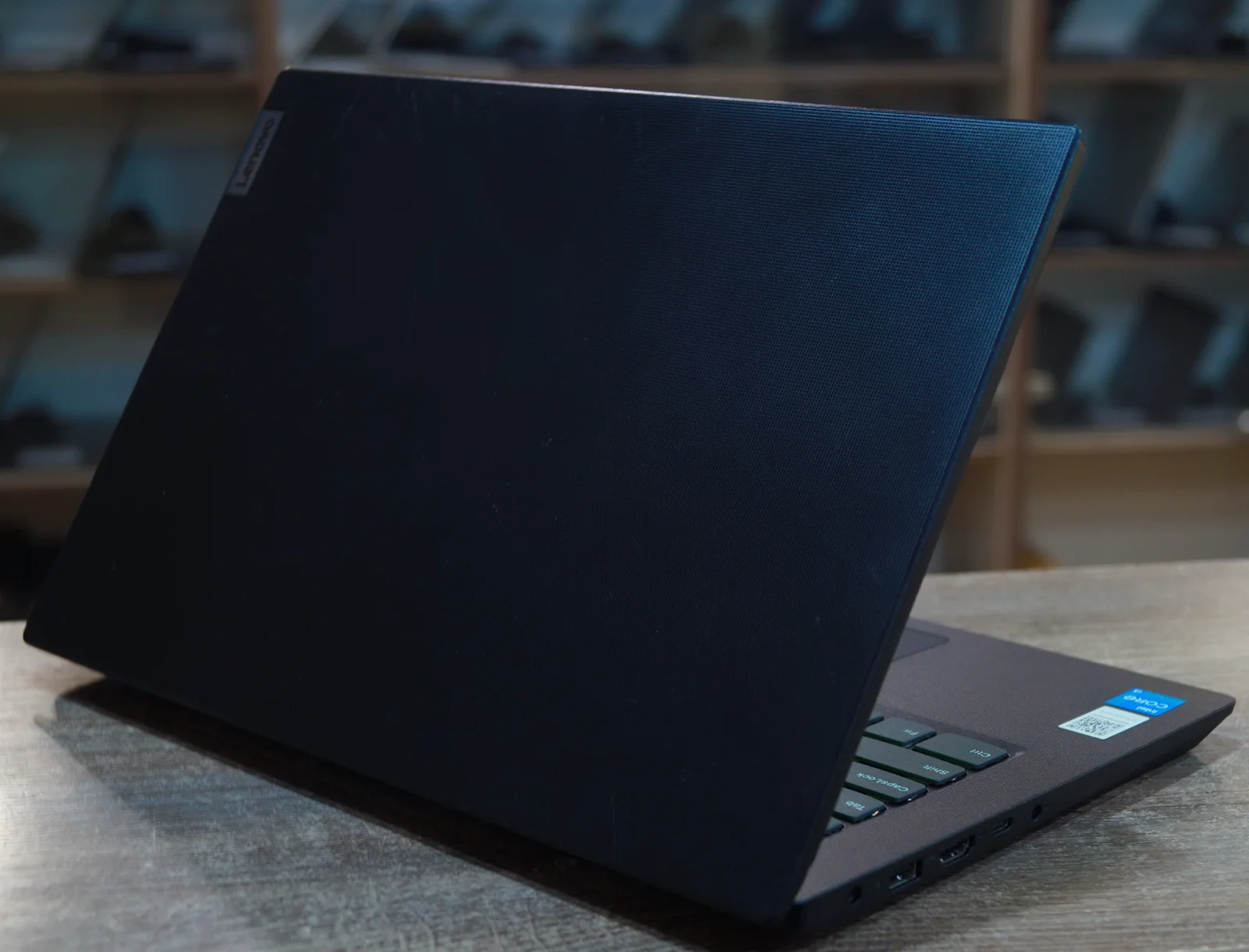 Ноутбук Lenovo IdeaPad V14 G4 IRU Б/У preview 4