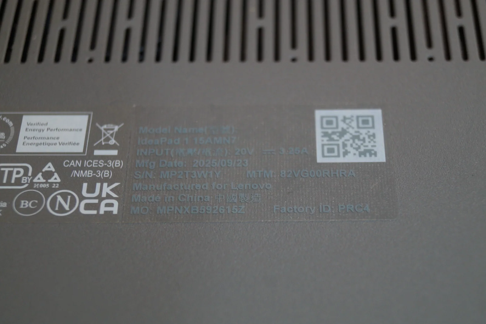 Ноутбук Lenovo IdeaPad 1 15AMN7 Б/У preview 8