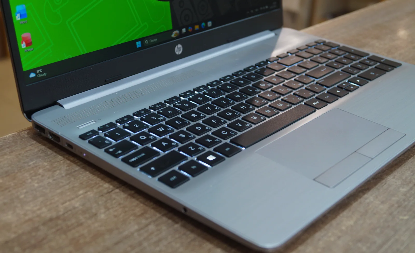 Ноутбук HP 250 G9 Б/У preview 2