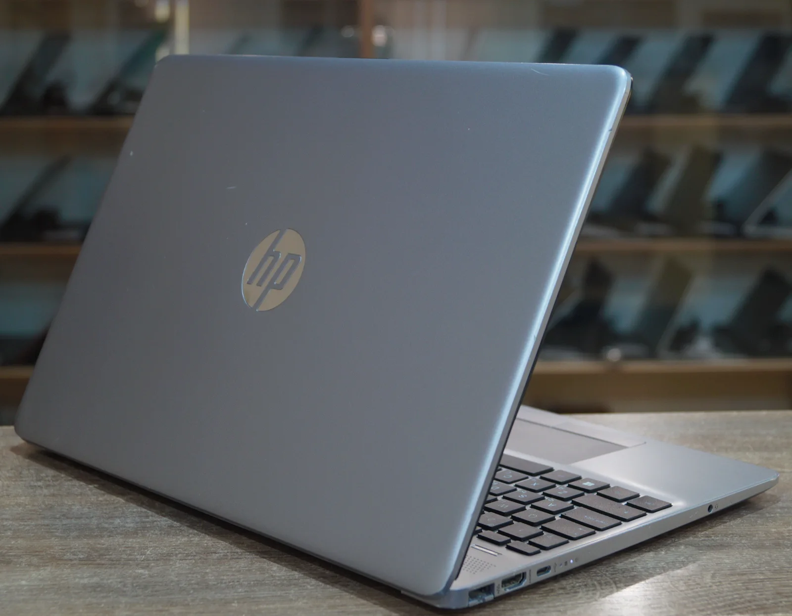 Ноутбук HP 250 G9 Б/У preview 4
