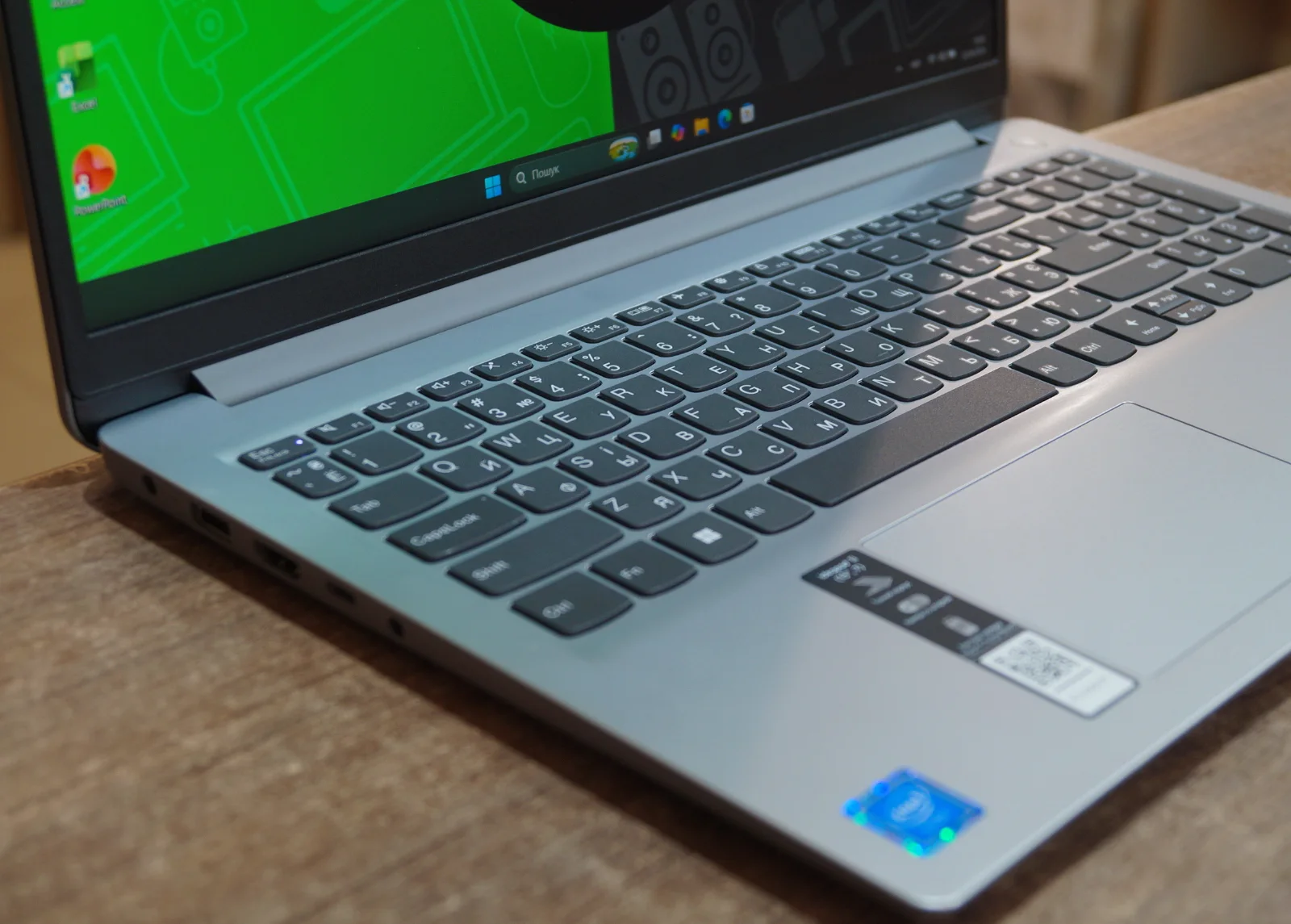 Ноутбук Lenovo IdeaPad 1 15IGL7 Б/У preview 2