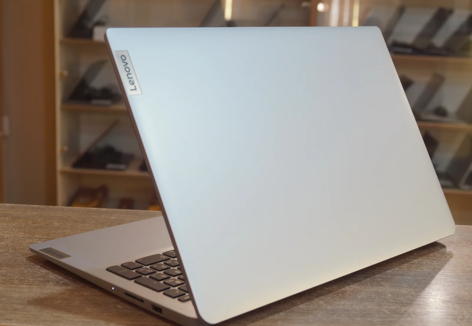 Ноутбук Lenovo IdeaPad 1 15IGL7 Б/У preview 4