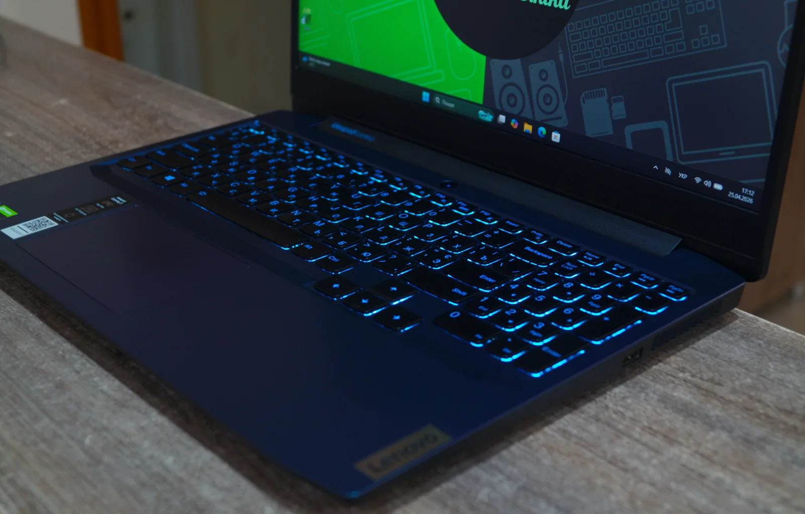 Ноутбук Lenovo IdeaPad Gaming 3 15IMH05 Б/У preview 3