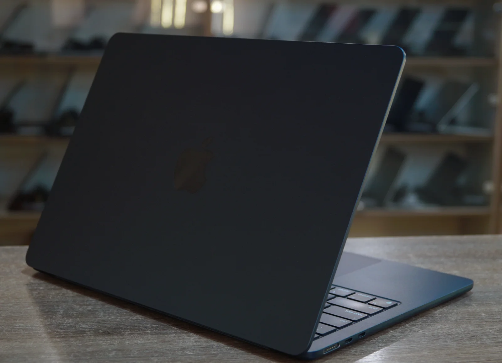 Apple MacBook Air M2 2022 Б/У preview 7