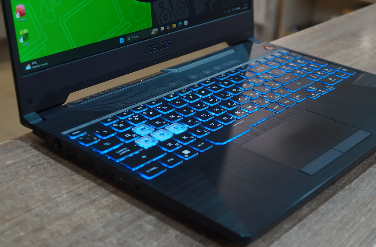 Ноутбук Asus TUF Gaming FA506NFR Б/У preview 2