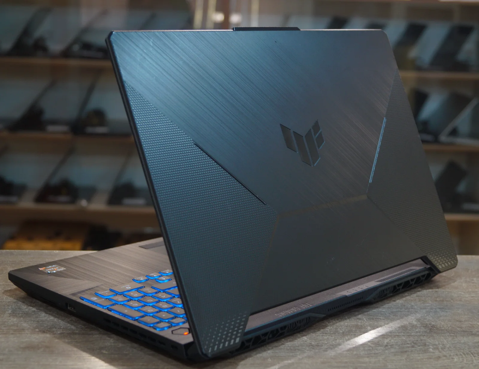 Ноутбук Asus TUF Gaming FA506NFR Б/У preview 5