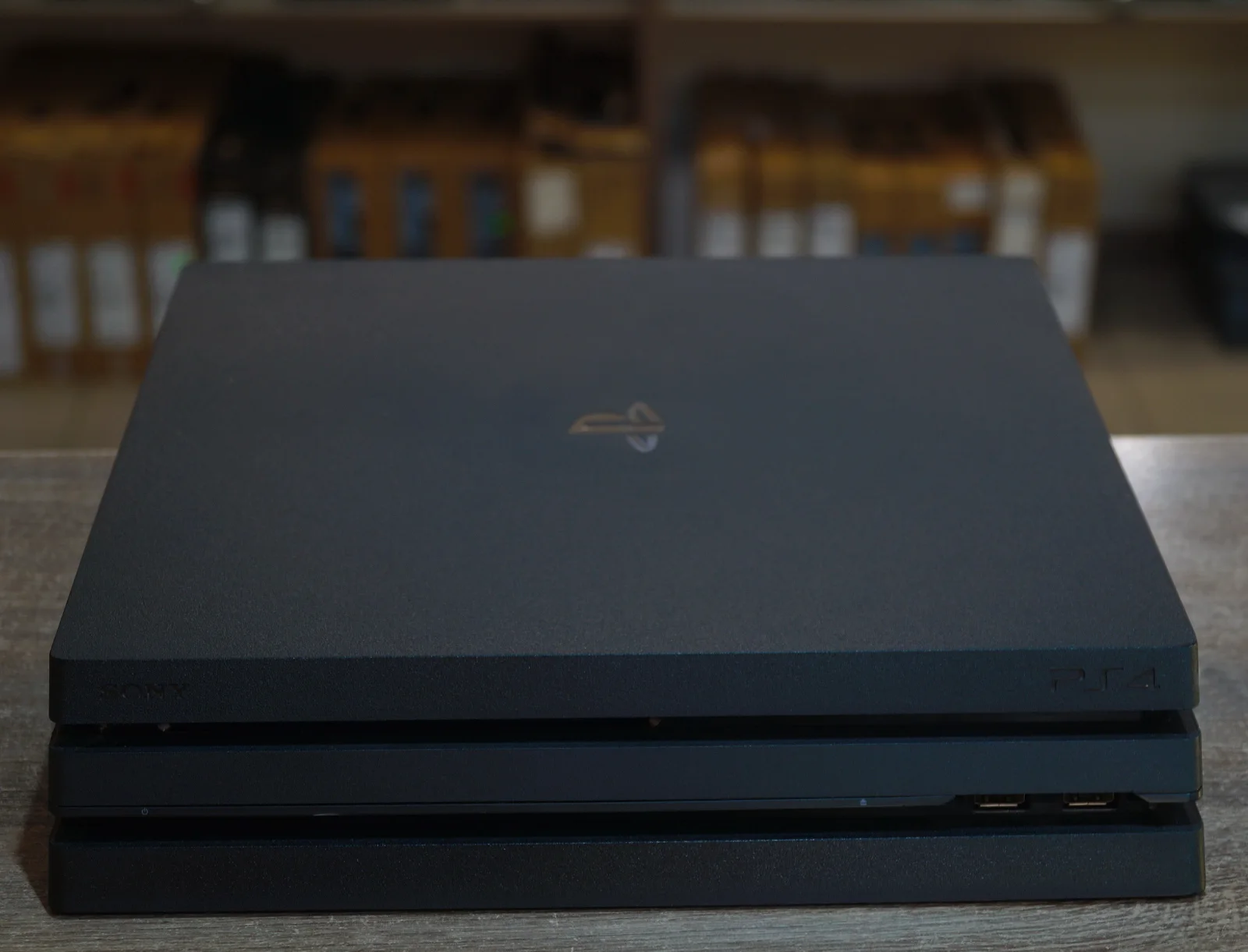 Ігрова консоль Sony PlayStation 4 PRO 1TB Б/У preview 3