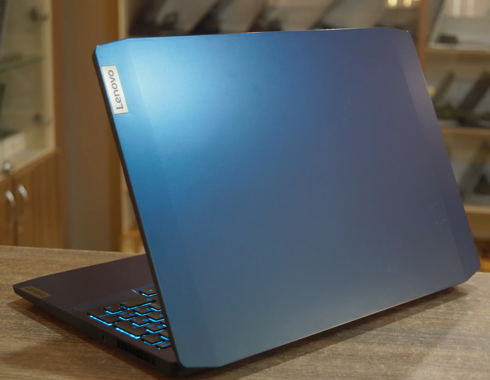 Ноутбук Lenovo IdeaPad Gaming 3 15IMH05 Б/У preview 5