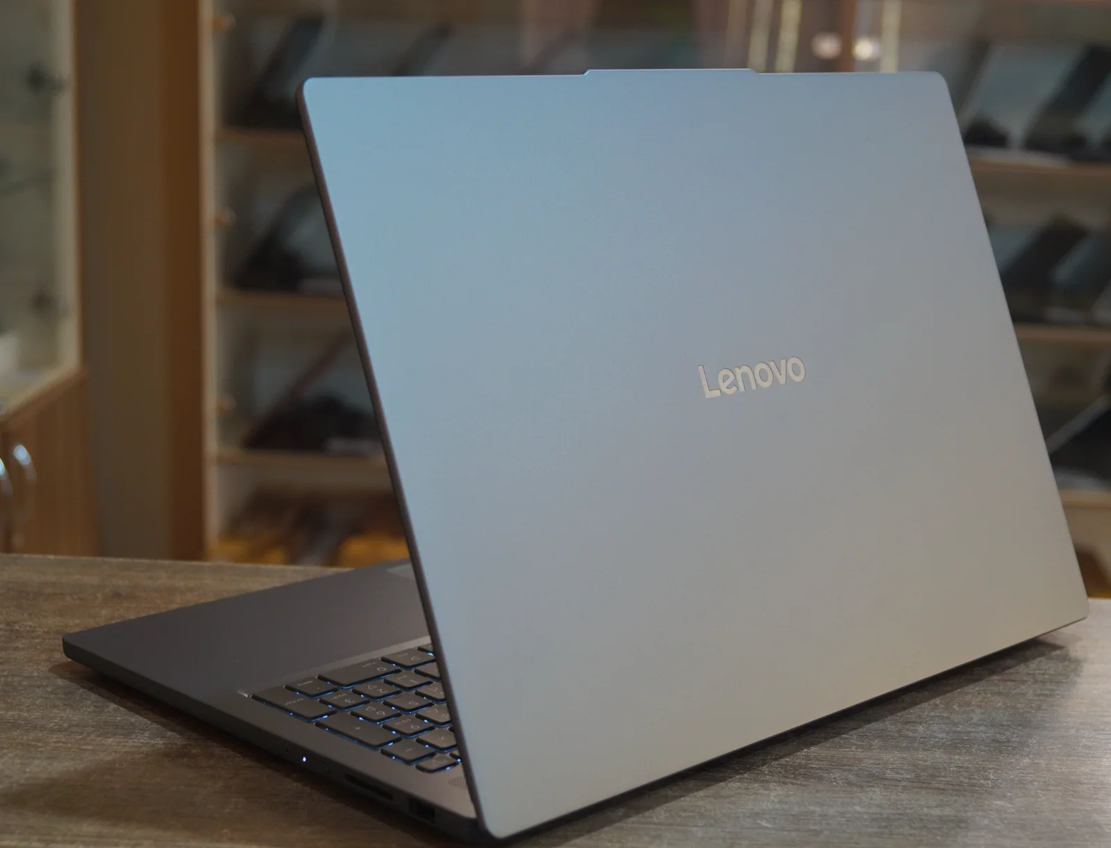 Ноутбук Lenovo IdeaPad Slim 3 16ARP10 Б/У preview 5