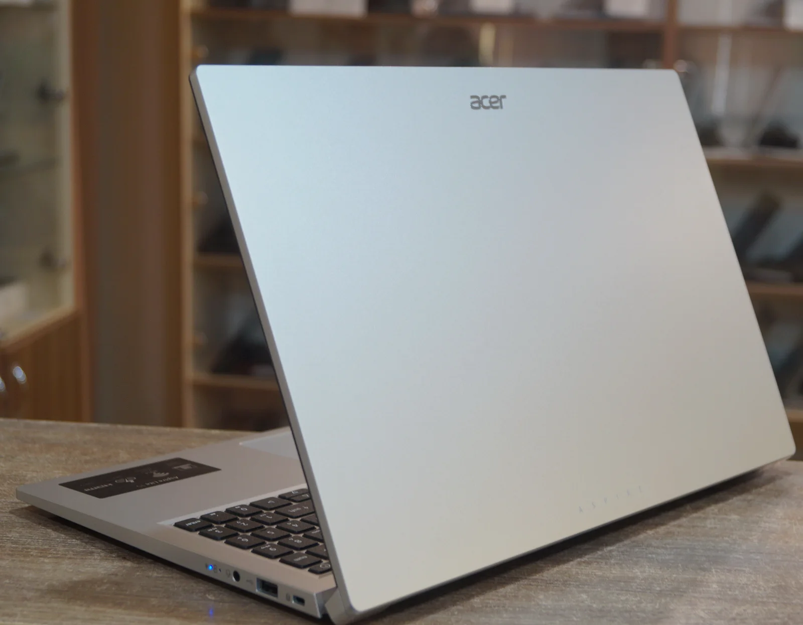 Ноутбук Acer Aspire Lite AL15-33P Б/У preview 4