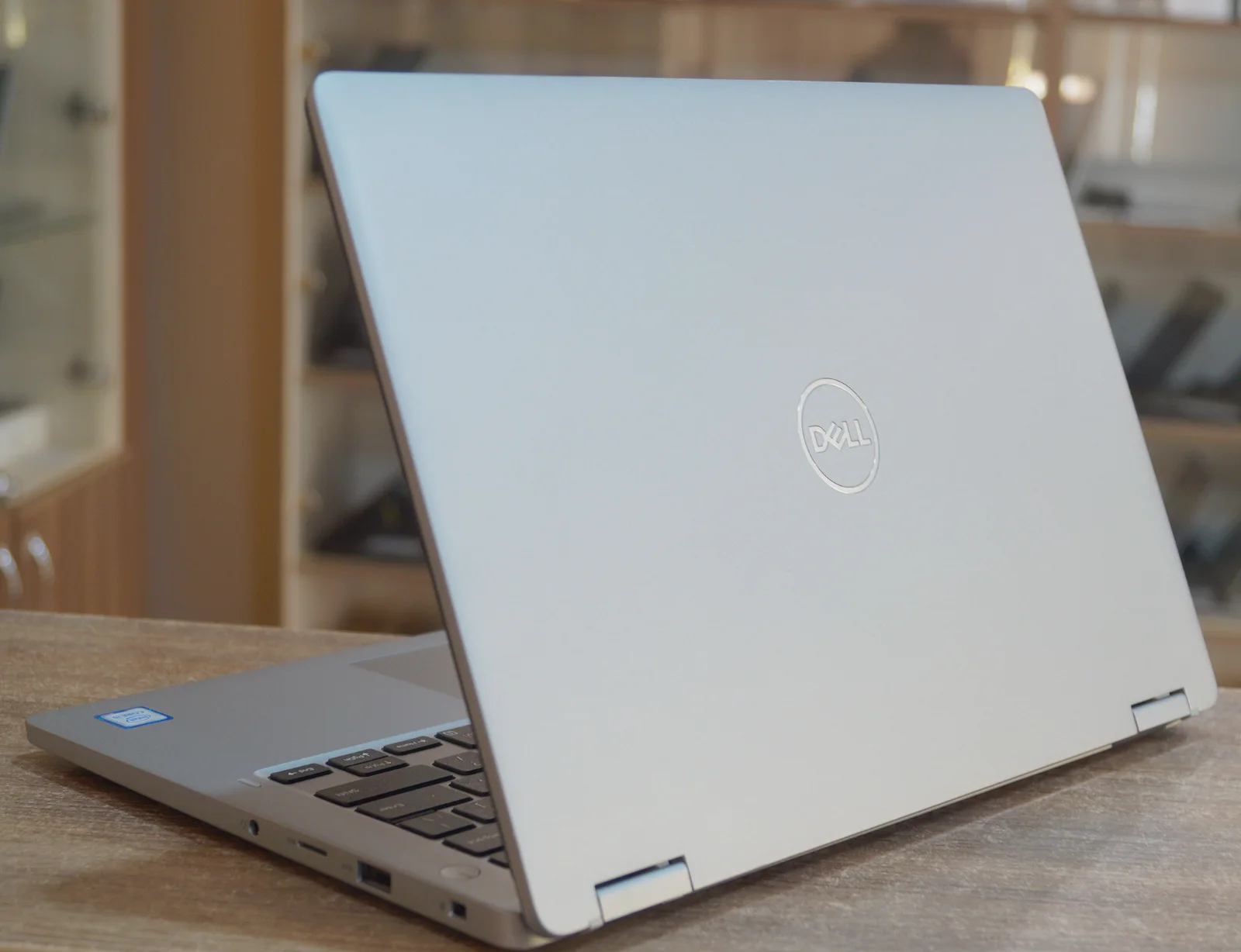 Ноутбук Dell Latitude 3310 2-in-1 Б/У preview 6