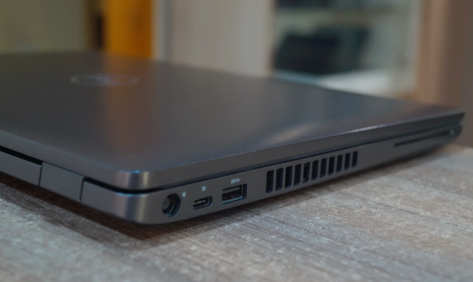 Ноутбук Dell Precision 3540 Б/У preview 6