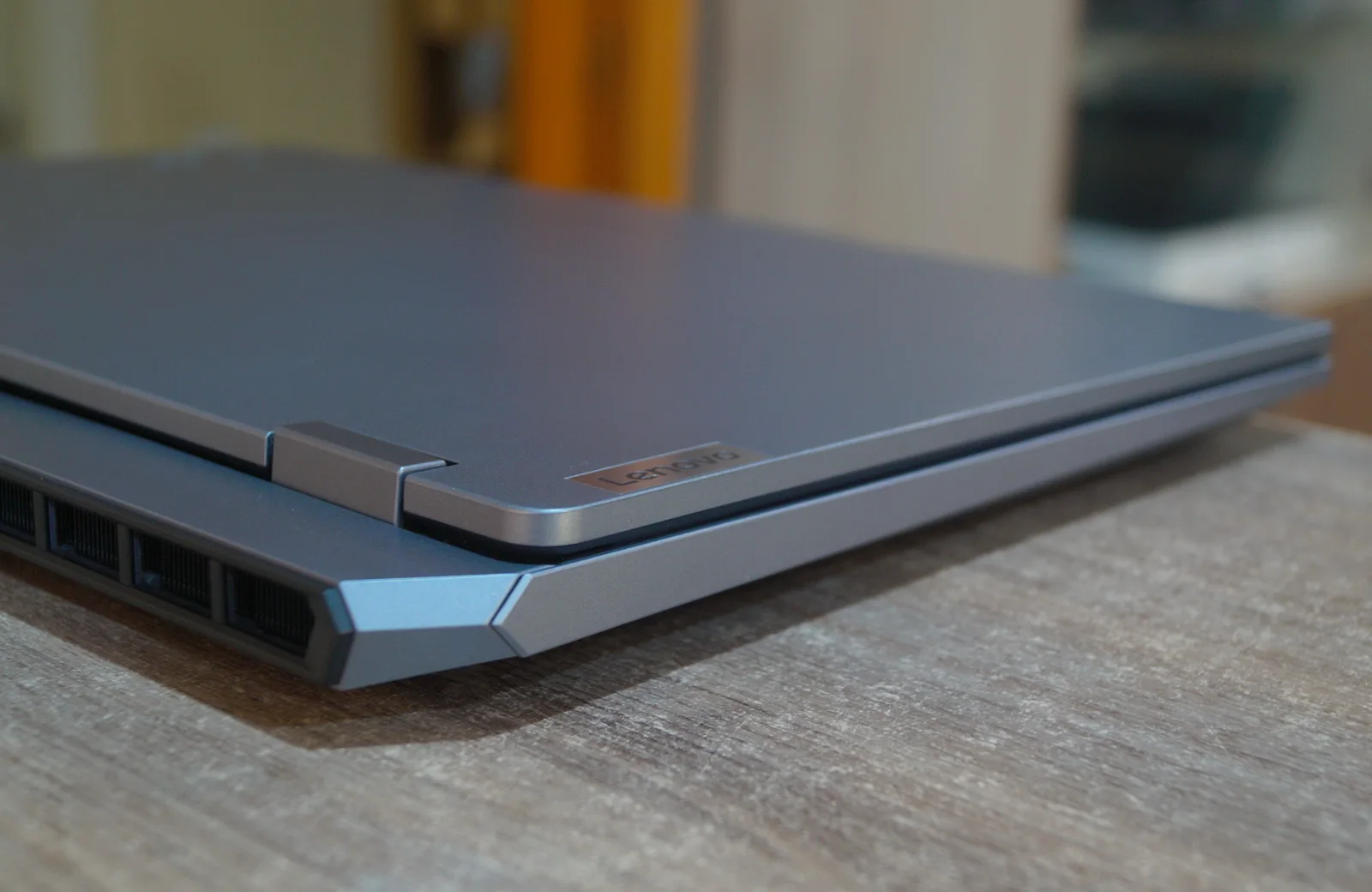Ноутбук Lenovo LOQ 15IAX9 Б/У preview 7