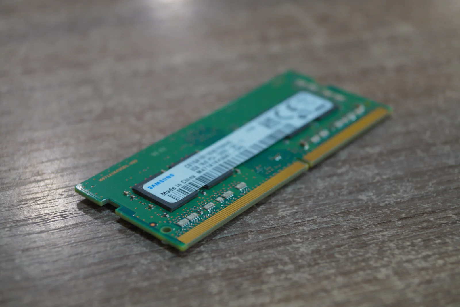 Пам'ять для ноутбуків Samsung 8 GB SO-DIMM DDR4 2400 MHz preview 2