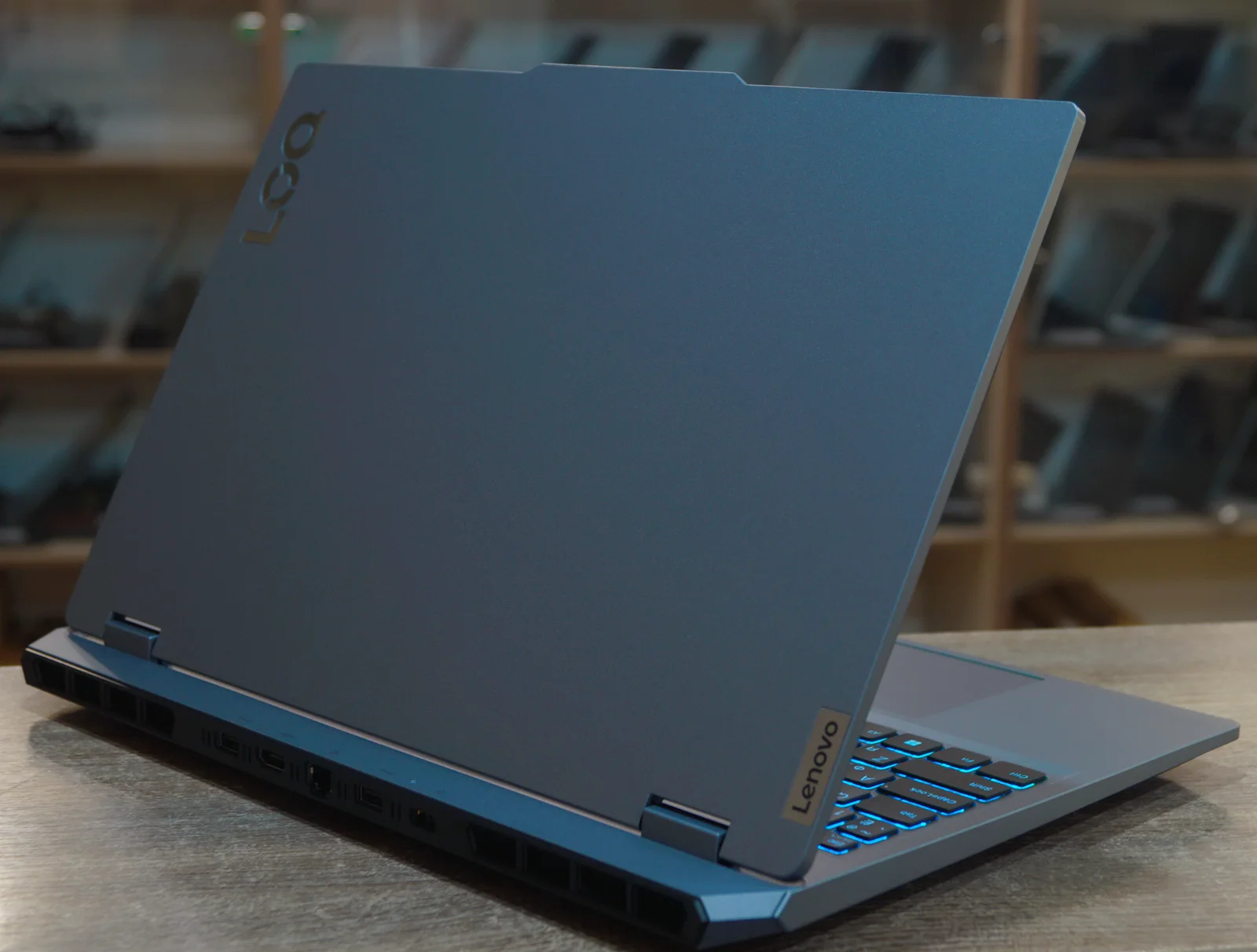 Ноутбук Lenovo LOQ 15IAX9I Б/У preview 4