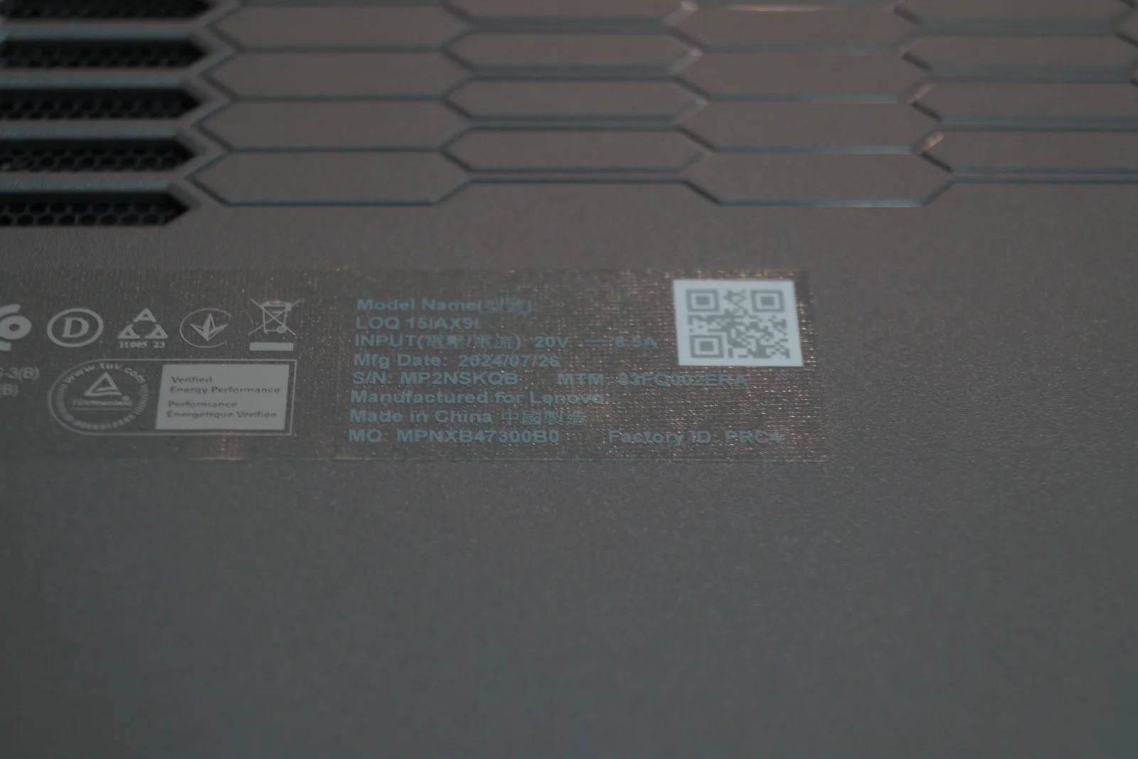 Ноутбук Lenovo LOQ 15IAX9I Б/У preview 8
