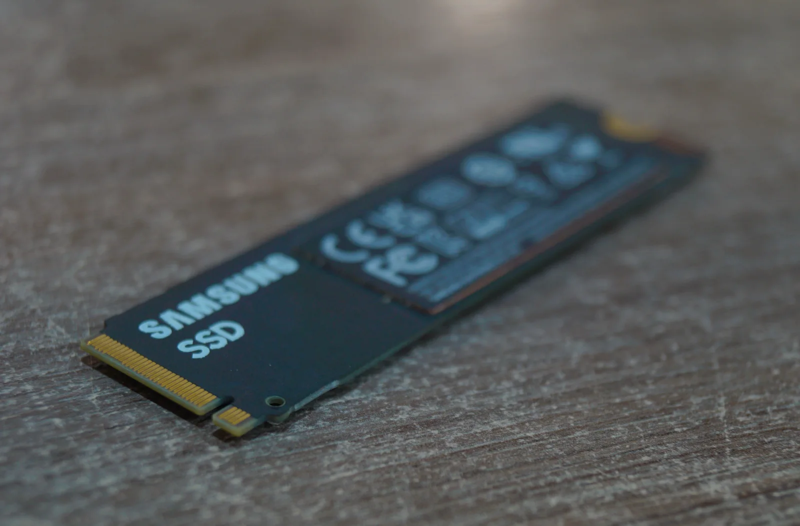 SSD накопичувач Samsung 980 1000 ГБ Б/У preview 4