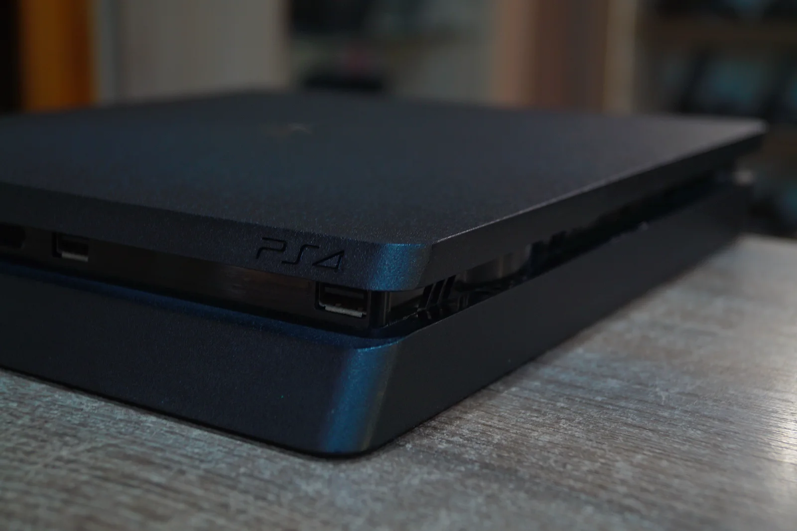 Iгрова приставка Sony PlayStation 4 Slim (PS4 Slim) 500 GB preview 4