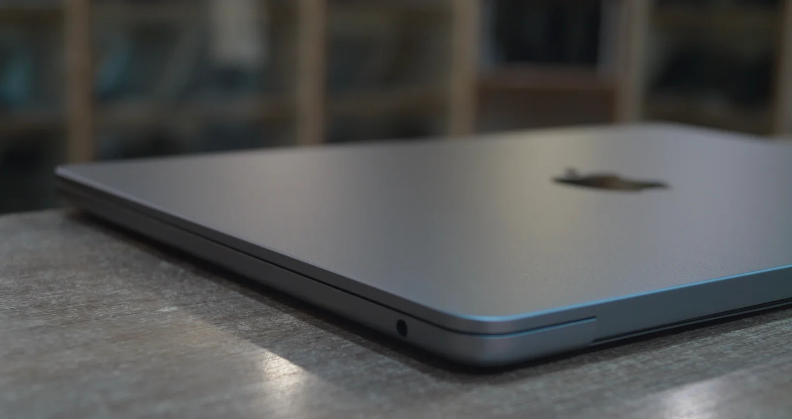 Apple MacBook Air M2 2022 Б/У | TVOYO
